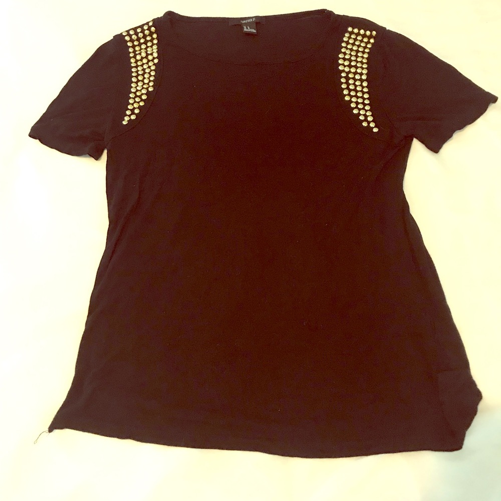 Forever 21 Gold And Black Women’s Medium T-shirt